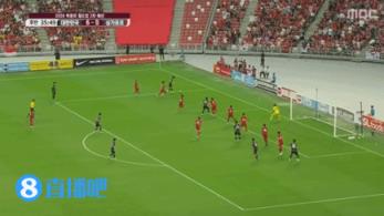屠杀！韩国7-0领先新加坡，对手禁区随意传捣黄喜灿破门